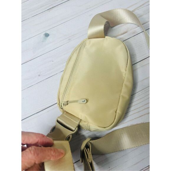 Lole Cream Tan Belt Crossbody Bag - Picture 4 of 6